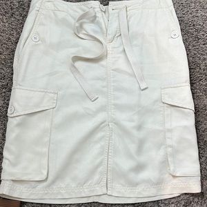Gap khaki skirt